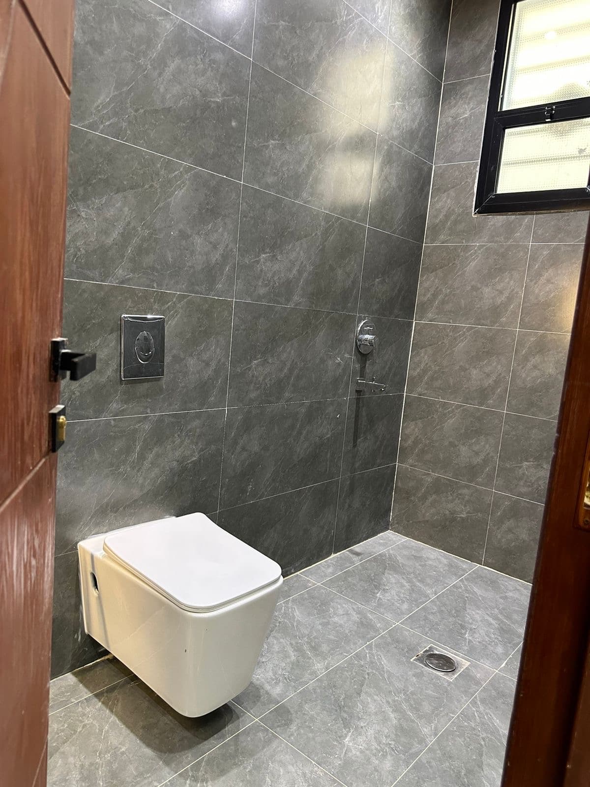 استديو فخم وراقي 6