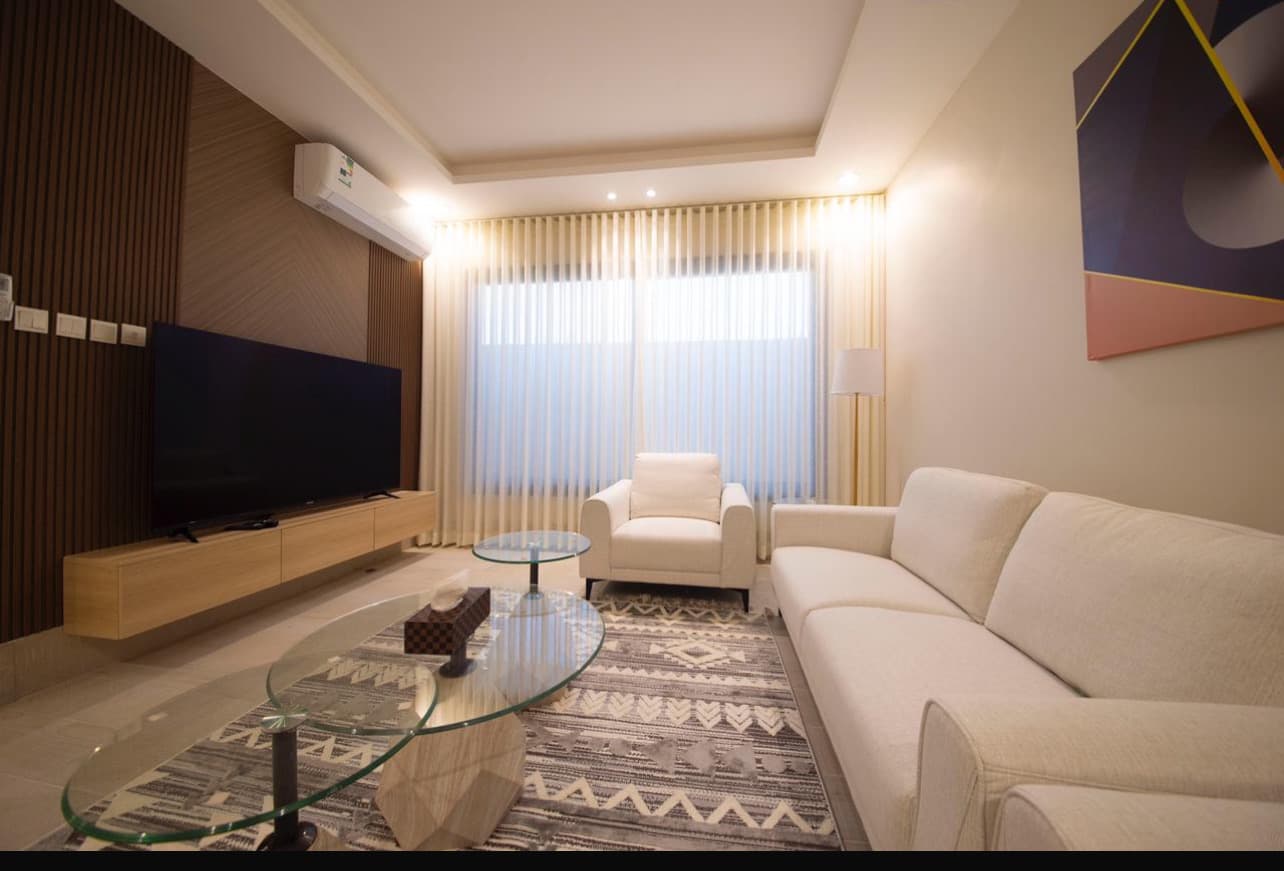 شقه فاخره وأنيقه في حي عرقه 8