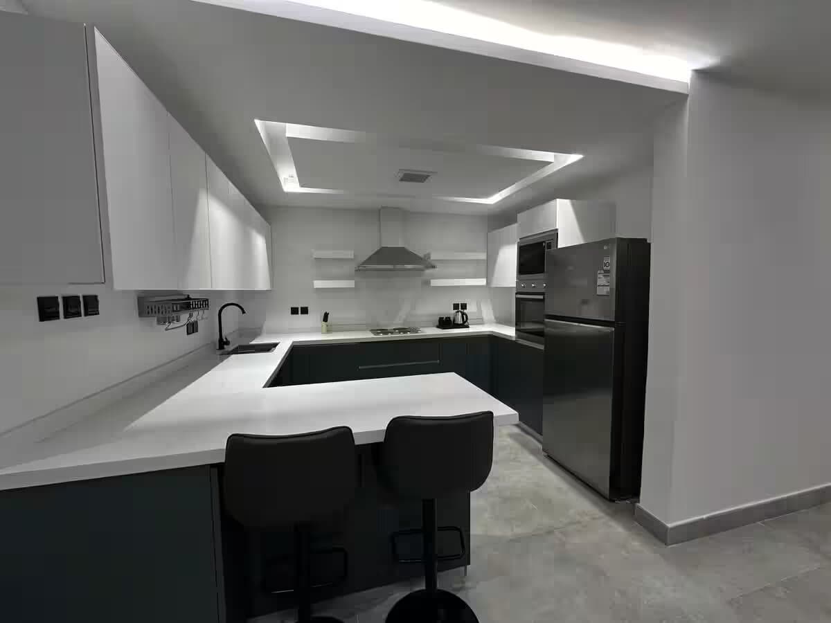 الملقا 3BR شقة R4 8