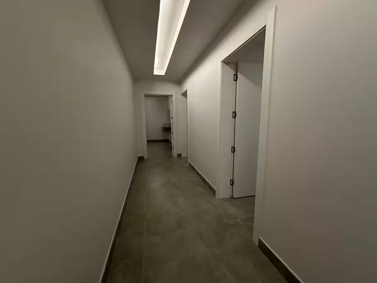 الملقا 3BR شقة R4 9