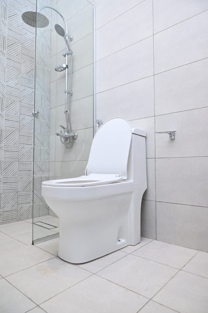 شقة انيقة بغرفة نوم وصالة ومطبخ 3