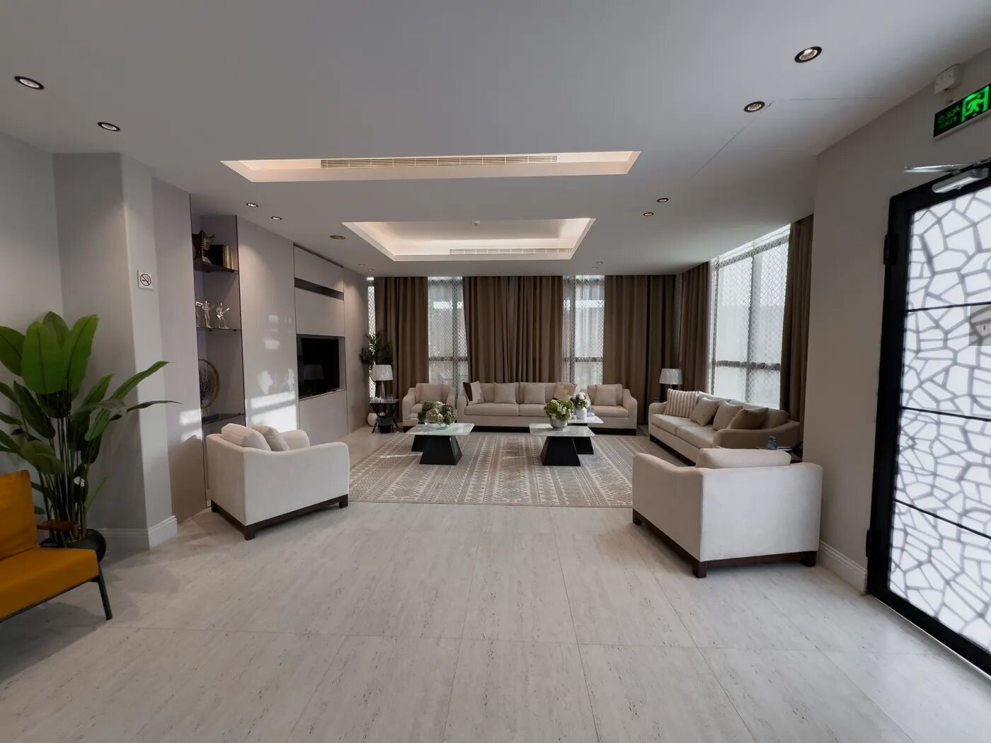 شاليه بجلسة خارجية 2