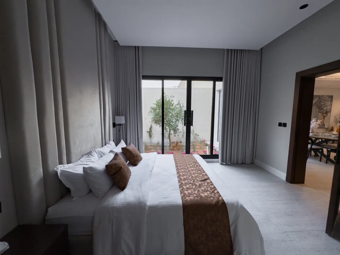 شاليه بجلسة خارجية 9