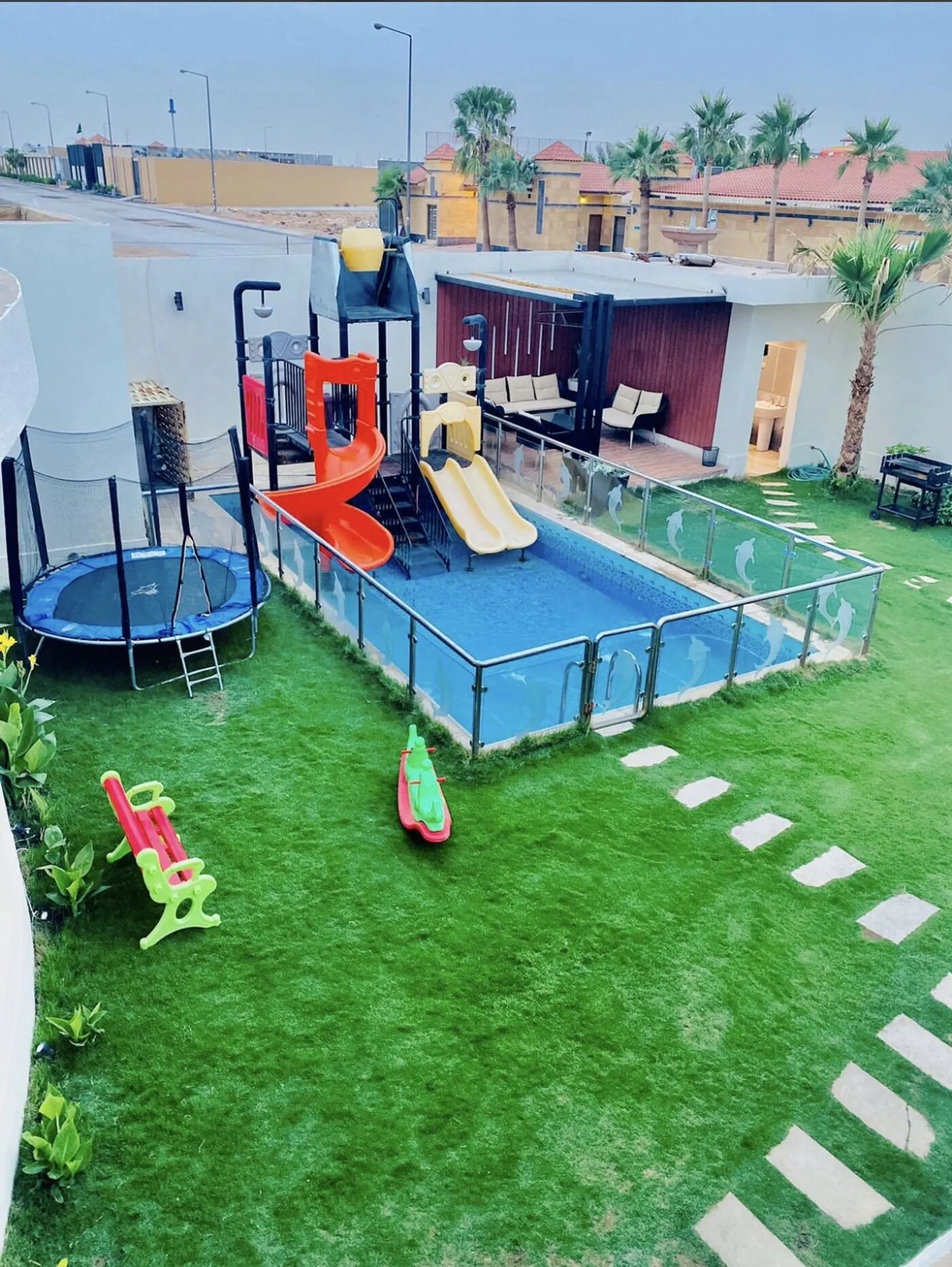 شاليه مودرن بمسبح 7