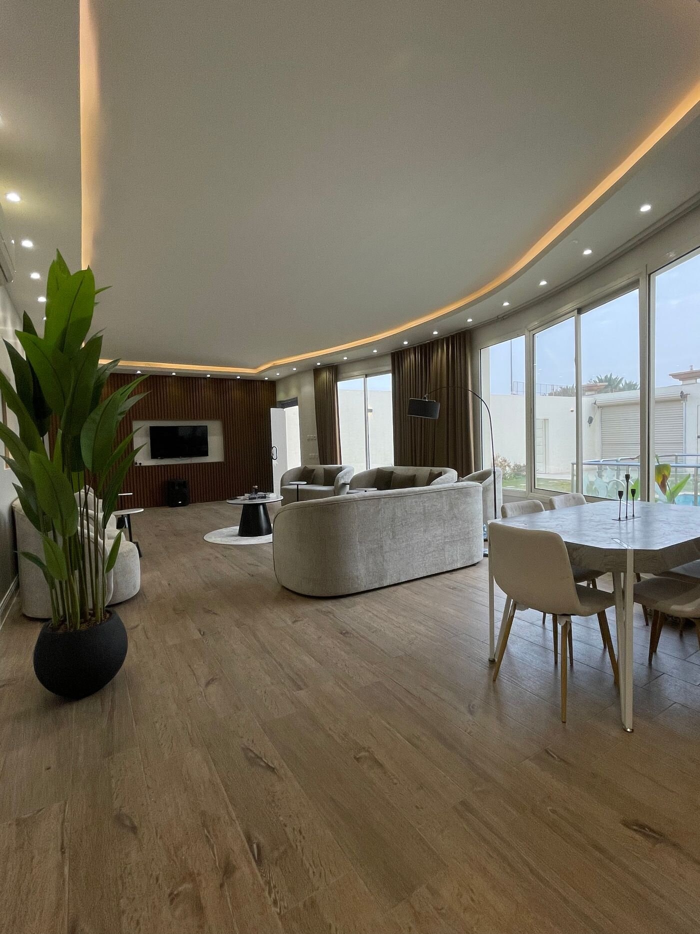 شاليه بمسطح اخضر 6