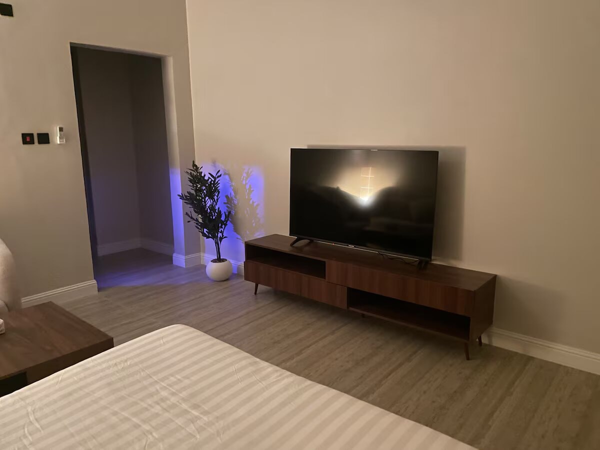 استيديو هادئ ومميز 3