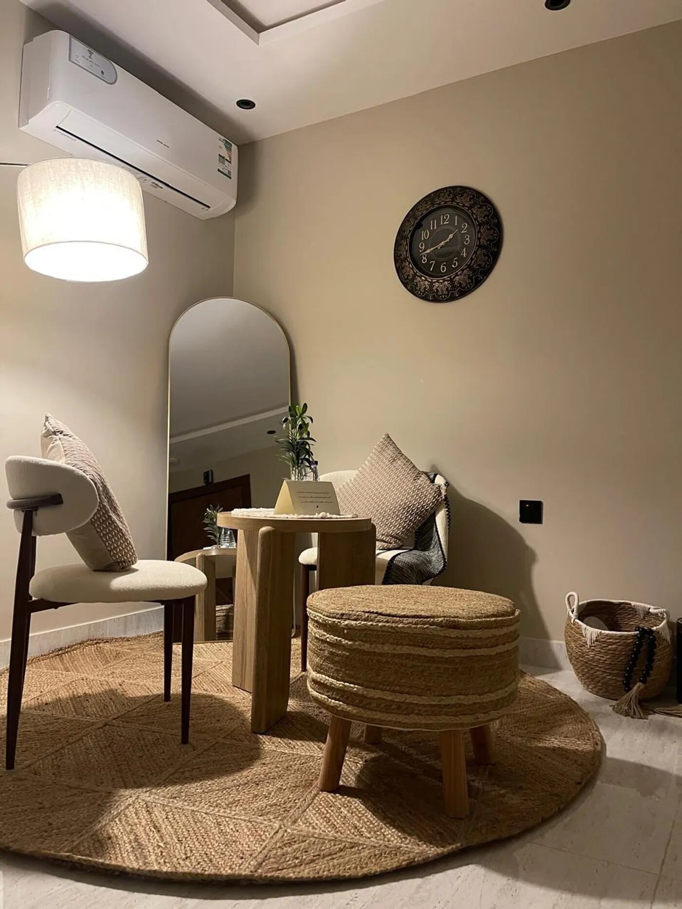 استديو بسرير ماستر 3