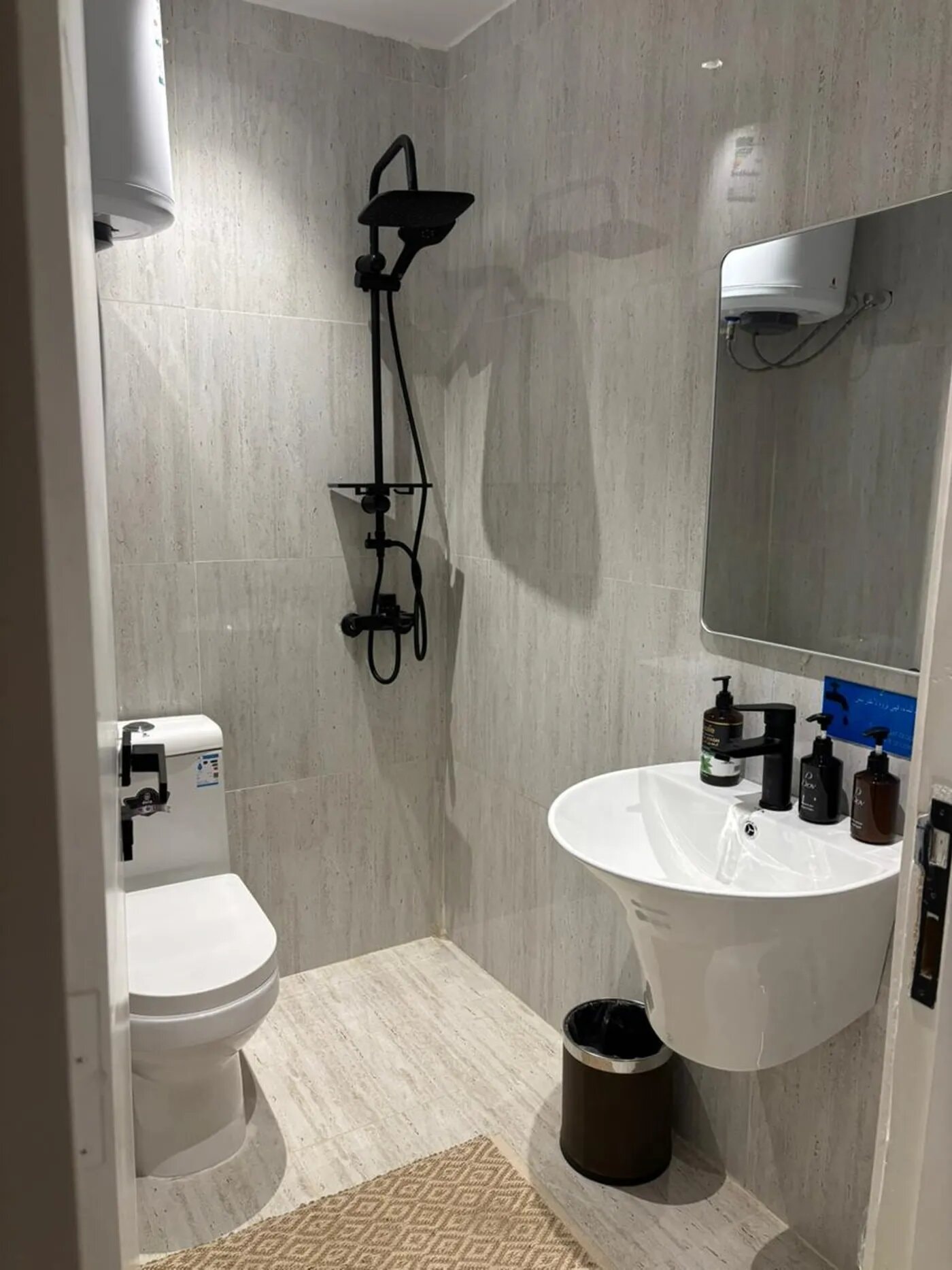 استديو بسرير ماستر 10