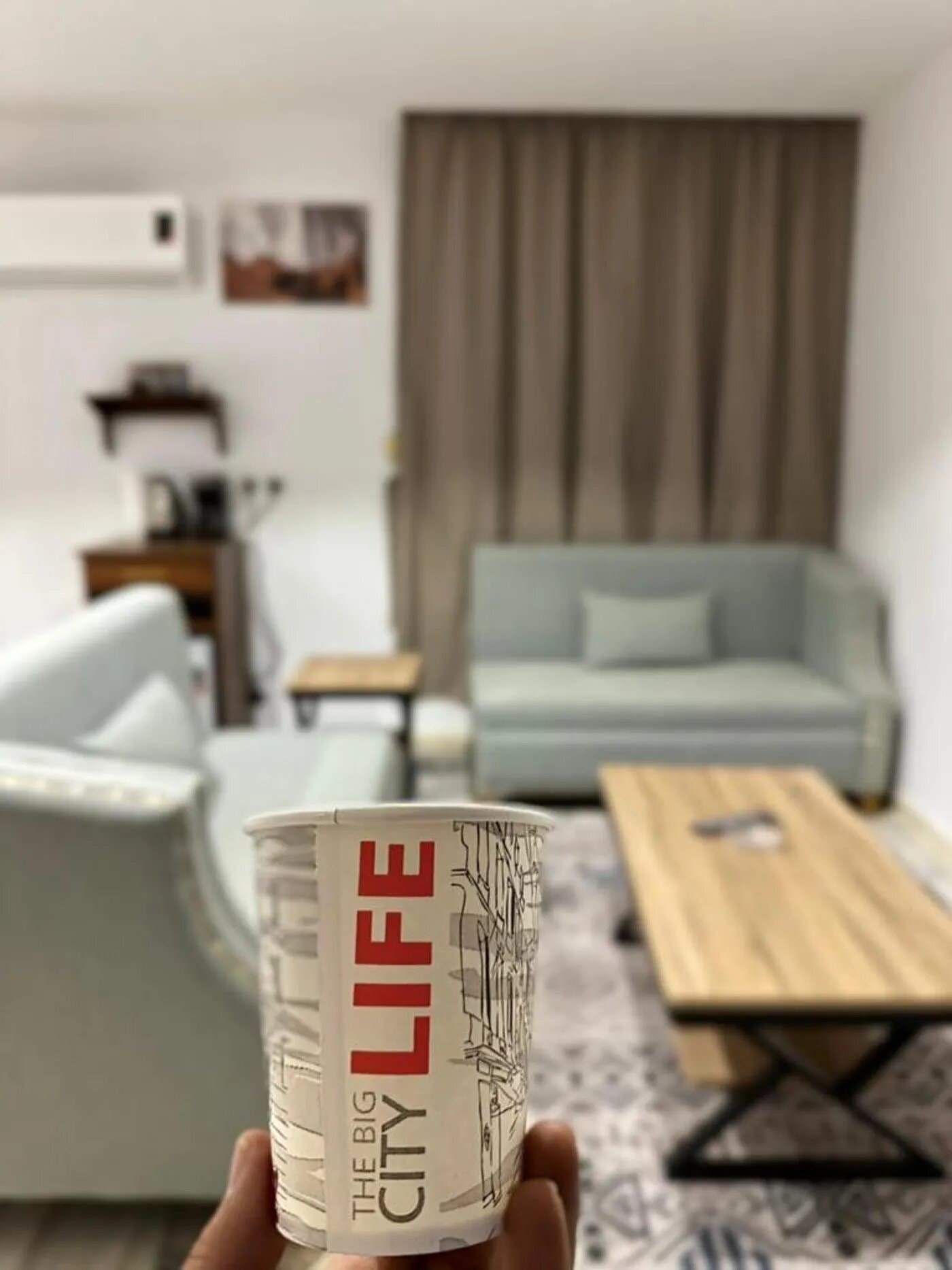 غرفة بسرير ماسترانيق 2