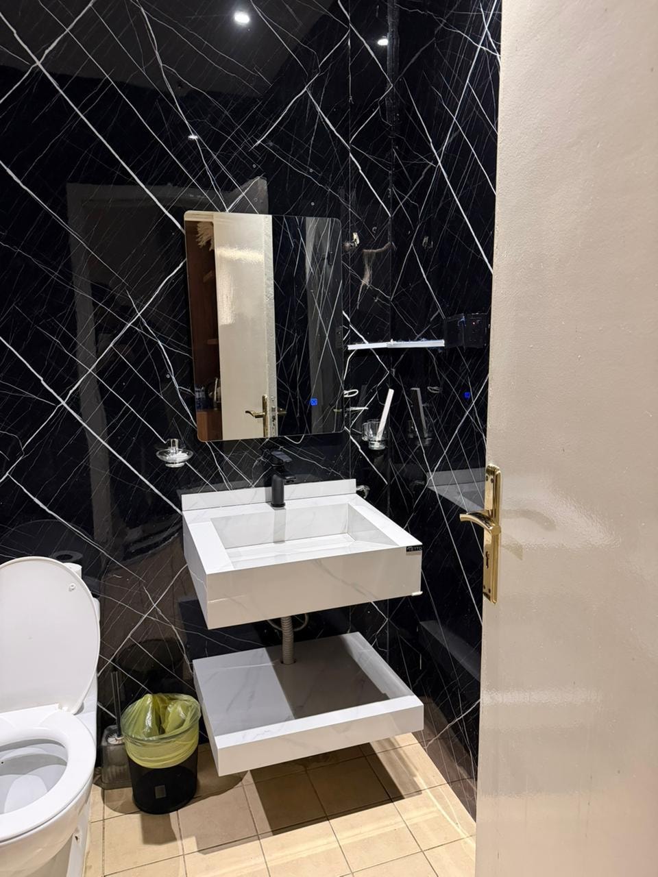 استديو هادئ ومميز 8