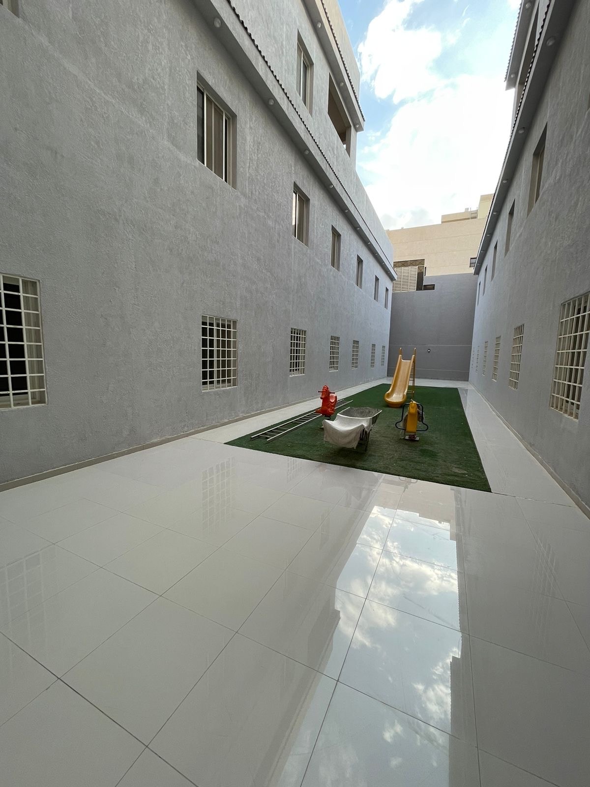 شقة حي الملقا فاخر قريبة من البوليفارد 11