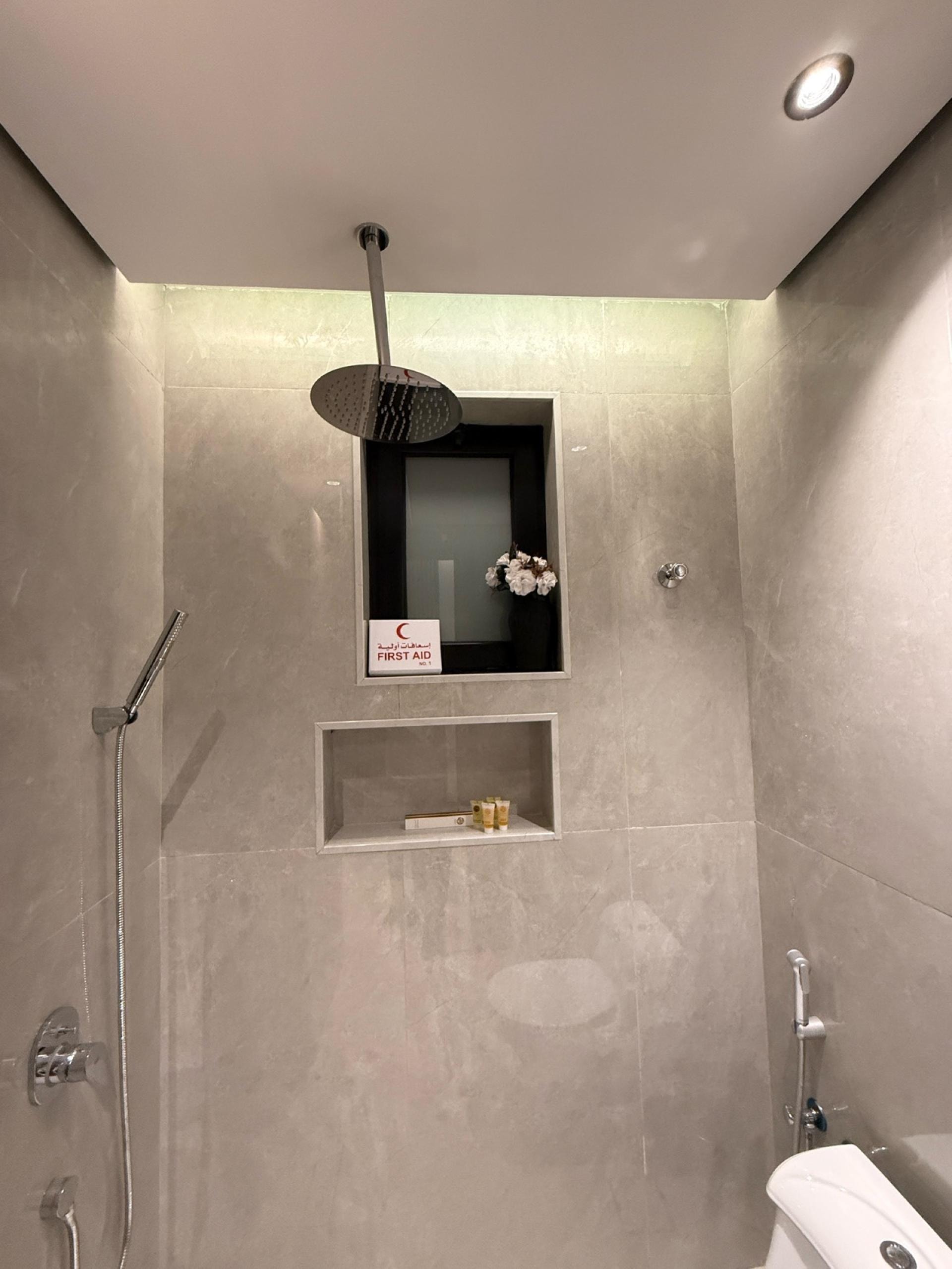 استديو الأرنْ الخبر 8