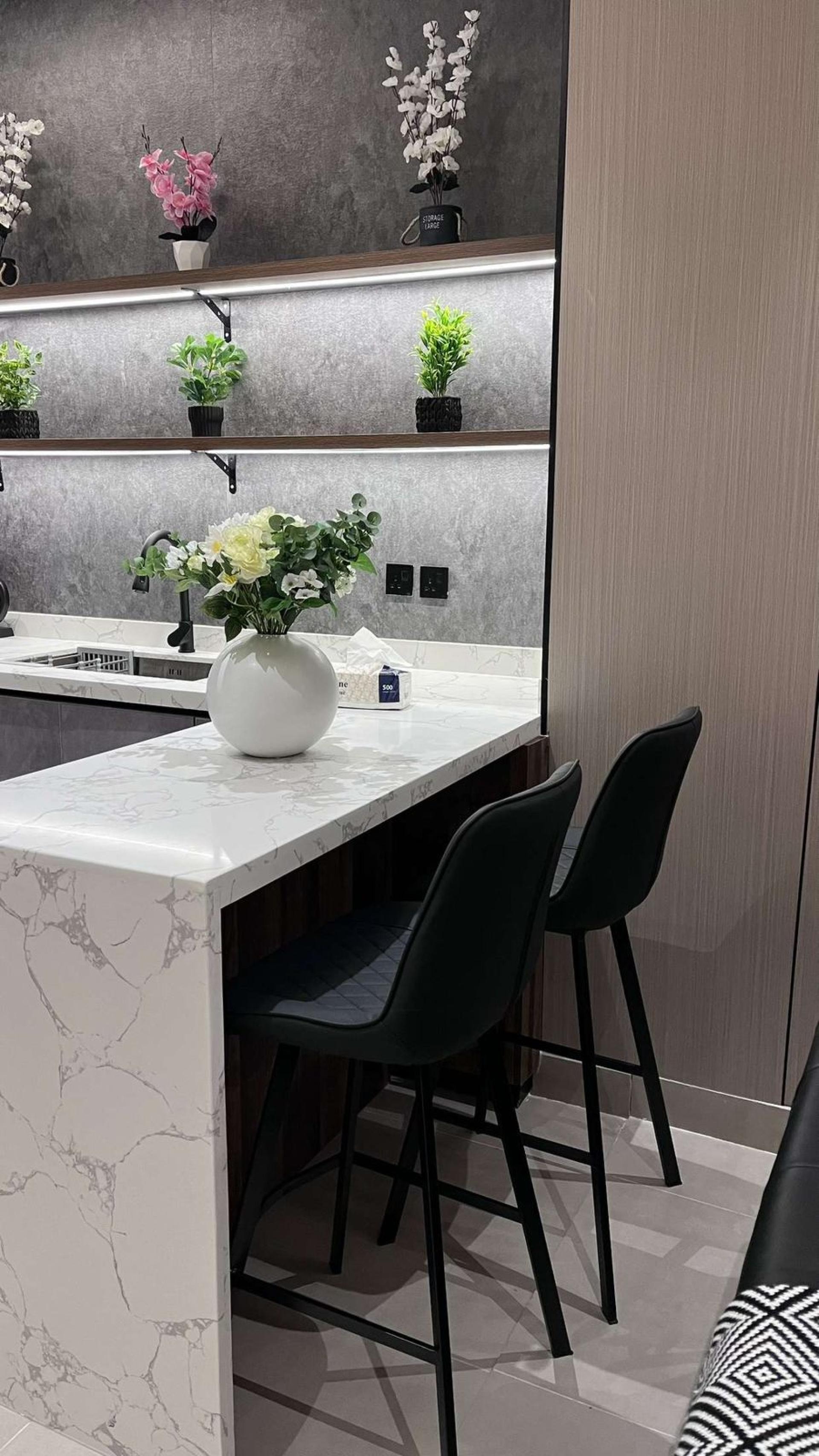 استديو واسع و انيق 7